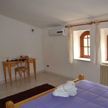 波利齐杰内罗萨Agriturismo La Sorgente Delle Madonie别墅 外观 照片